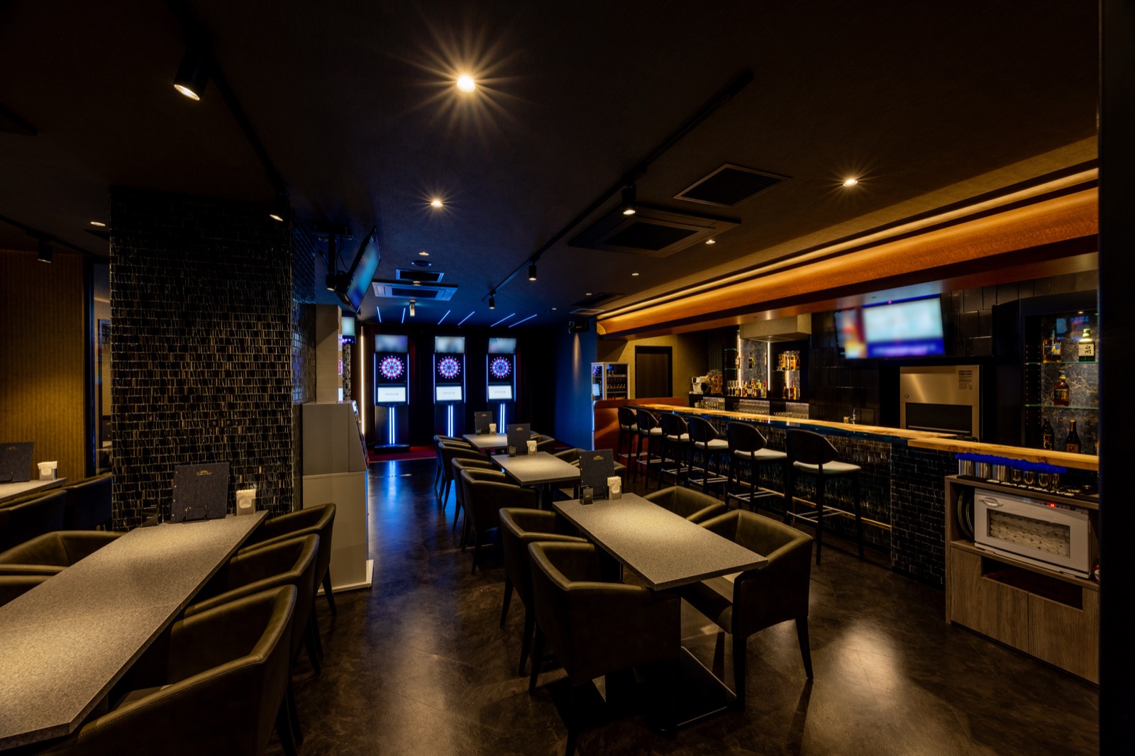 有楽町ダーツバー DELTA+ ダーツエリア